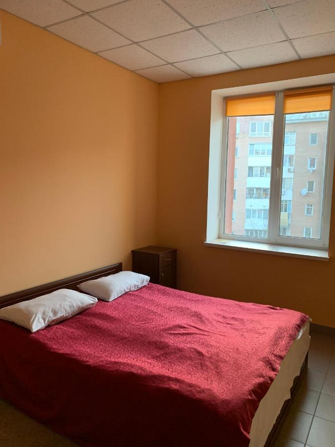 У Поттера Vandrarhem Ternopil Exteriör bild